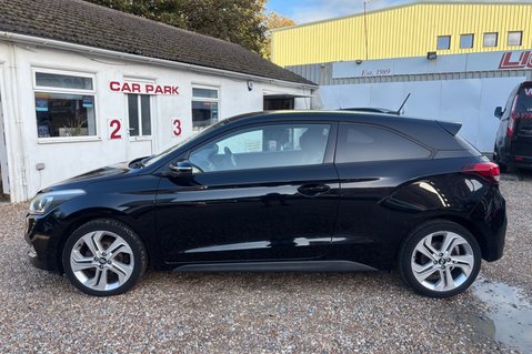 Hyundai i20 MPI SPORT.. £35 ROAD TAX.. SERVICE HISTORY..BLUETOOTH..STUNNING EXAMPLE..  12