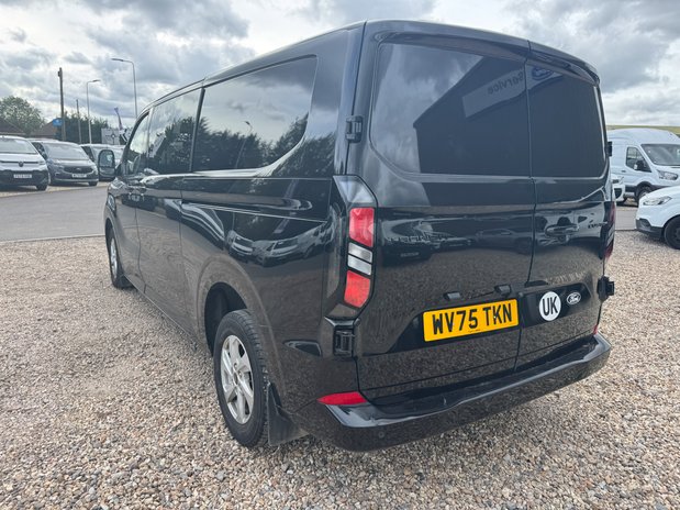Ford Transit Custom Crew Cab AUTO LWB L2H1 Low Roof Limited 320 Air Con Alloys Sensors Cam EURO 10