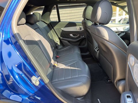 Mercedes-Benz GLC 2.1 GLC250d AMG Line (Premium Plus) G-Tronic 4MATIC Euro 6 (s/s) 5dr 37