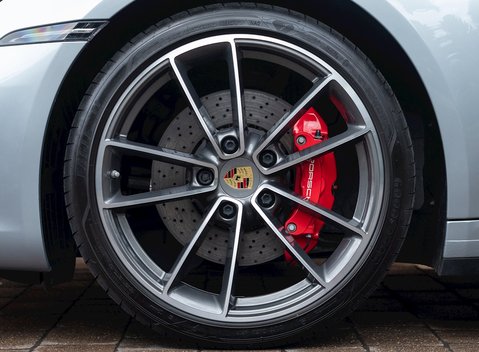 Porsche 911 Carrera S (992) 10