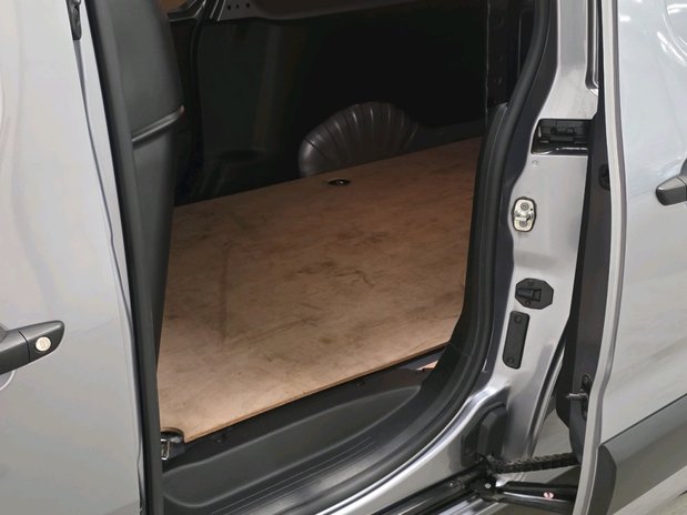 Fiat Doblo E-Doblo L2 Electric Van 136HP 50kWh Auto 13