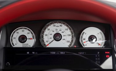 Rolls-Royce Wraith Black Badge 16