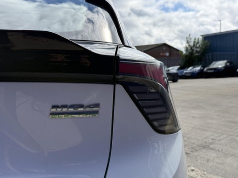 MG MG4 64kWh SE Long Range Hatchback 5dr Electric Auto (203 ps) 19