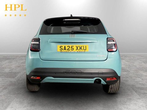 Fiat 600 1.2 MHEV SUV 5dr Petrol Hybrid e-DCT Euro 6 (s/s) (100 ps) Air Con - Alloys 6