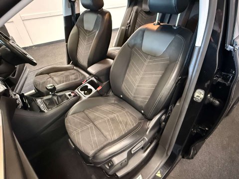 Vauxhall Grandland 1.2 Grandland Ultimate Turbo 5dr 57