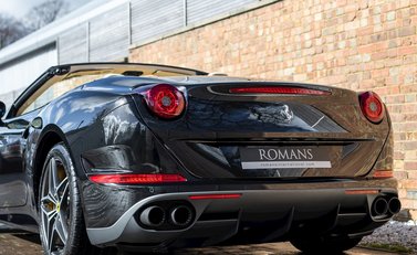 Ferrari California T HS 28