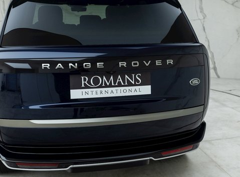 Land Rover Range Rover P400 HSE 22