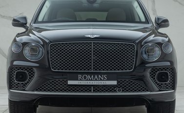 Bentley Bentayga V8 AZURE 7