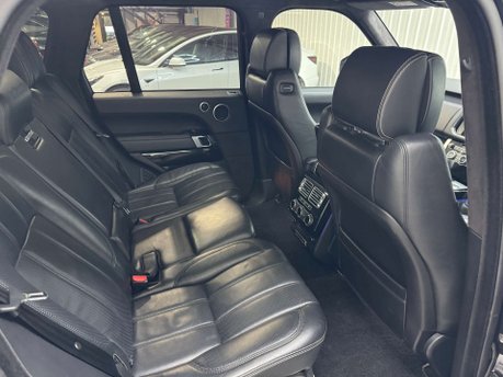 Land Rover Range Rover 3.0 Range Rover Autobiography SDV6 HEV Auto 4WD 5dr 59