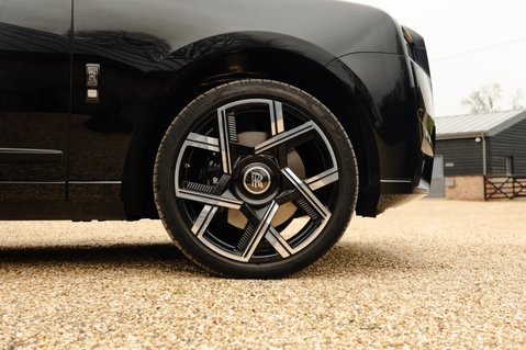 Rolls-Royce Cullinan 6.75 V12 Black Badge Auto 4WD Euro 6 5dr 13