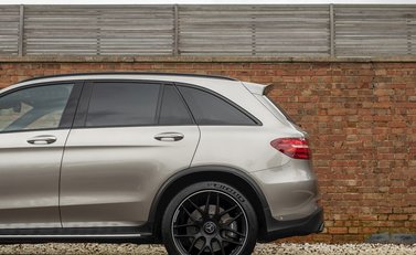 Mercedes-Benz GLC 63 4Matic 27