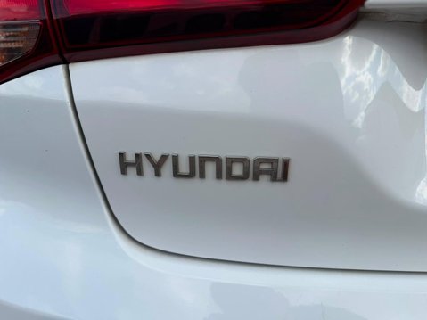 Hyundai i20 1.2 SE Launch Edition Euro 6 (s/s) 5dr 35