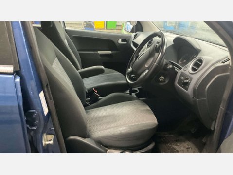 Ford Fusion 1.6 Plus Hatchback 5dr Petrol Automatic (181 g/km, 99 bhp) 7