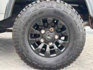 Land Rover Defender 90 TD Autobiography Station Wagon - 1/100 Made - LR Service History 29