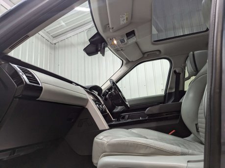 Land Rover Discovery 2.0 Discovery Luxury HSE SD4 Auto 4WD 5dr 55