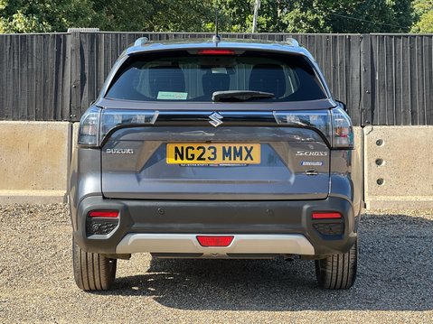 Suzuki S-Cross MOTION BOOSTERJET MHEV 8