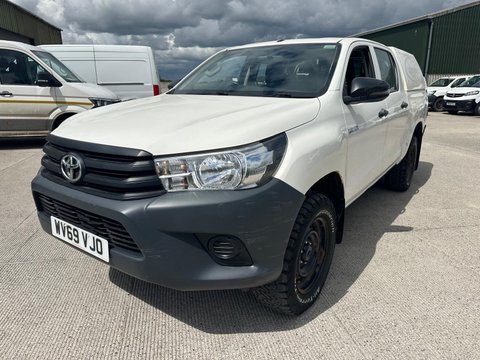 Toyota Hilux ACTIVE 4WD D-4D DCB 1