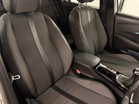 Peugeot 208 1.2 PureTech Allure Premium Euro 6 (s/s) 5dr 8