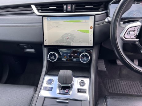 Jaguar F-Pace 2.0 D200 MHEV R-Dynamic HSE Auto AWD Euro 6 (s/s) 5dr 19