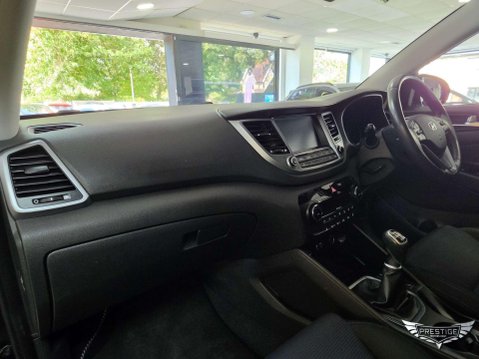 Hyundai TUCSON 1.7 CRDi Blue Drive SE Nav Euro 6 (s/s) 5dr 30