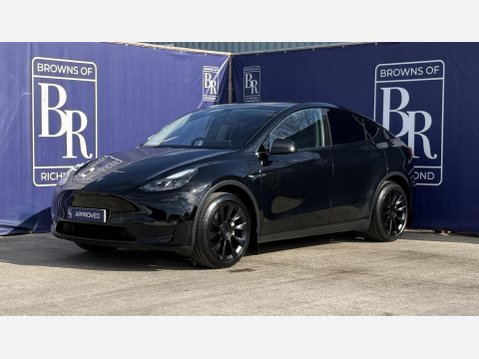 Tesla Model Y (Dual Motor) Long Range SUV 5dr Electric Auto 4WDE (384 bhp) 9