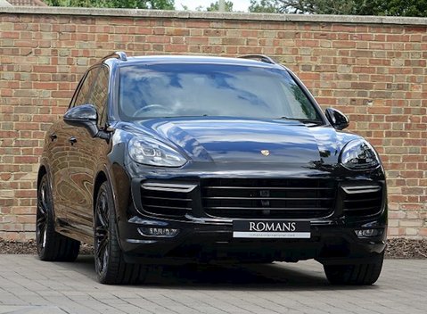 Porsche Cayenne Turbo 1