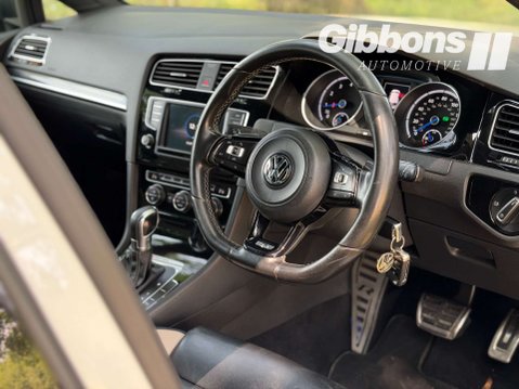 Volkswagen Golf 2.0 Golf R DSG 4WD 5dr 53