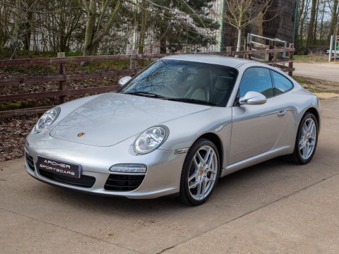 Porsche 911 CARRERA 2 11