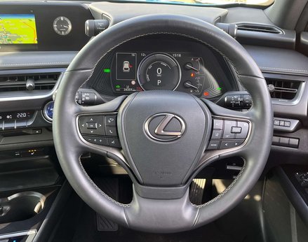Lexus Ux 2.0 UX 250h 4x2 CVT 5dr 19