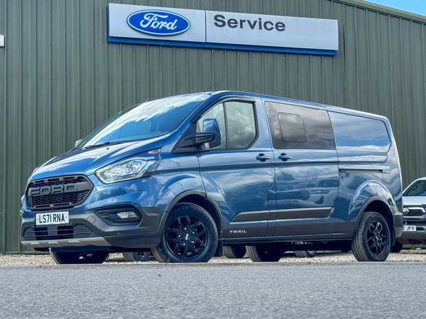 Ford Transit Custom Crew Cab LWB L2H1 (SOLD KH) Low Roof Trail 320 Air Con Alloys Sensors Tow B 2