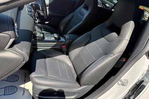 Mercedes-Benz CLA Class CLA 220 D AMG LINE PREMIUM PLUS - PANORAMIC ROOF 4