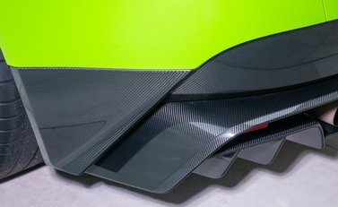 Aston Martin Vantage GT12 43