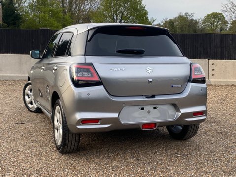 Suzuki Swift 1.2 MHEV Motion CVT Euro 6 (s/s) 5dr 16
