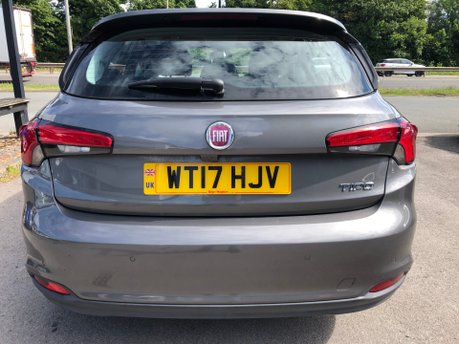 Fiat Tipo LOUNGE 1.4 petrol manual 5 door hatchback 43,000 miles, Good specification 11