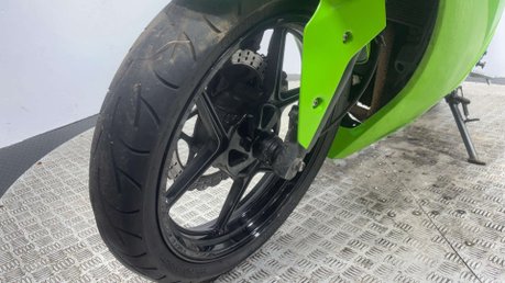 Kawasaki Ninja 2011 29K RUNNING PROJECT BIKE SPARES OR REPAIR 250CC SPORT 17