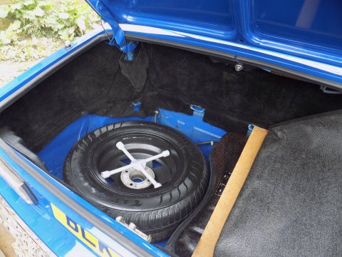 Triumph Stag Automatic 18