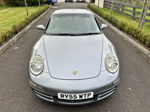 Porsche 911 CARRERA 2 6
