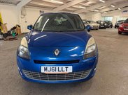 Renault Grand Scenic 1.6 VVT Dynamique TomTom Euro 5 5dr 5