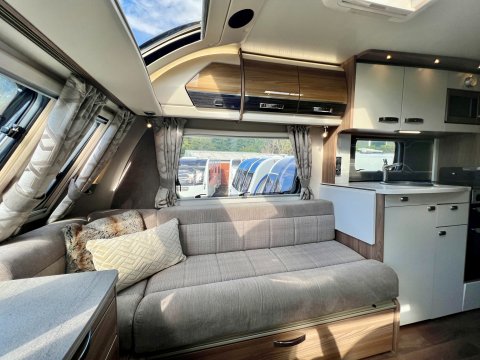 Swift Elegance 480 13