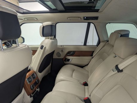 Land Rover Range Rover 3.0 Range Rover Autobiography Auto 4WD 5dr 39