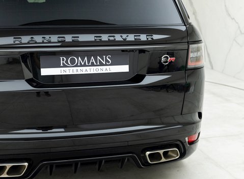 Land Rover Range Rover Sport 5.0 SVR Carbon Edition 27