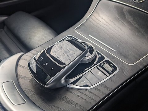 Mercedes-Benz C Class C 220 D AMG LINE PREMIUM PLUS 28