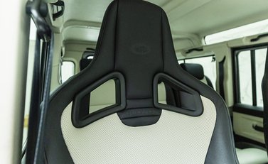 Land Rover Defender 110 Works V8 70th Edition 11