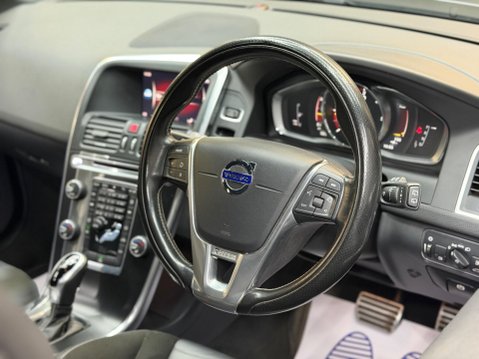 Volvo XC60 2.0 D4 R-Design Nav Auto Euro 6 (s/s) 5dr 35