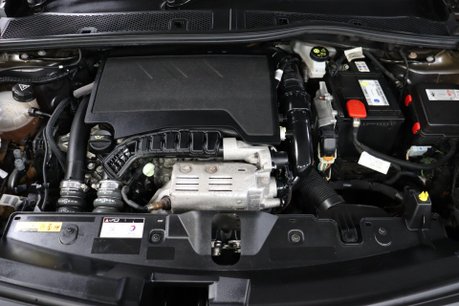 Peugeot 2008 PURETECH S/S ALLURE PREMIUM 44