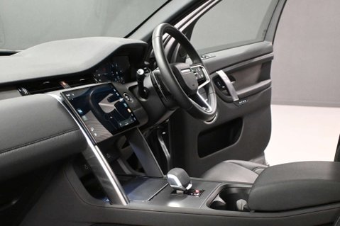 Land Rover Discovery Sport 2.0 Discovery Sport Dynamic SE D MHEV Auto 4WD 5dr 11