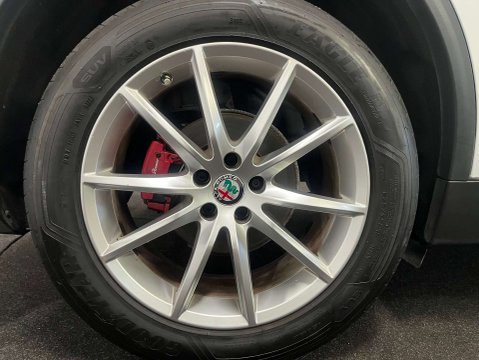 Alfa Romeo Stelvio 2.1 Stelvio Speciale TD AWD Auto 4WD 5dr 8