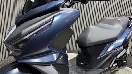 SYM Jet 14 2026 ONLY 160 MILES STUNNING EXAMPLE 1 OWNER SCOOTER 31