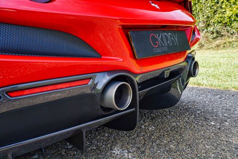 Ferrari F8 SPIDER 23