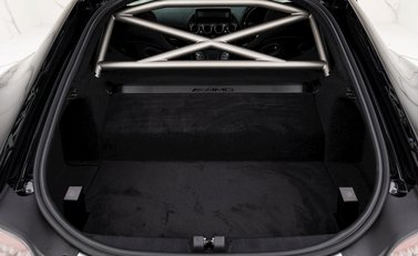 Mercedes-Benz Amg GT Black Series 37